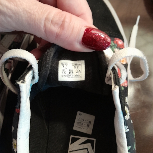 Vans shoes - Picture 5 of 7